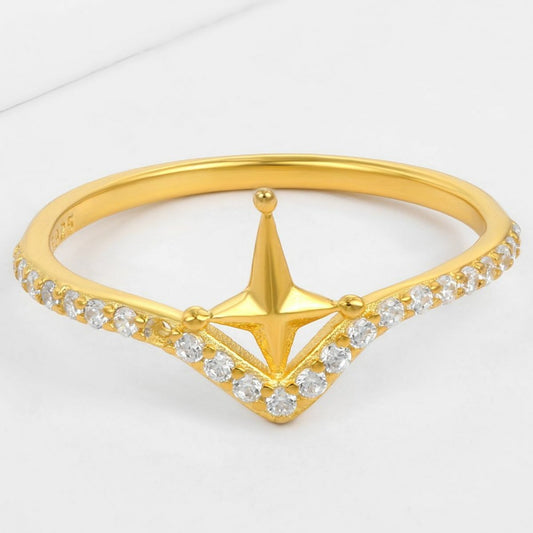 Ring aus goldplattierterr Legierung mit weißem Emporia® Kristall