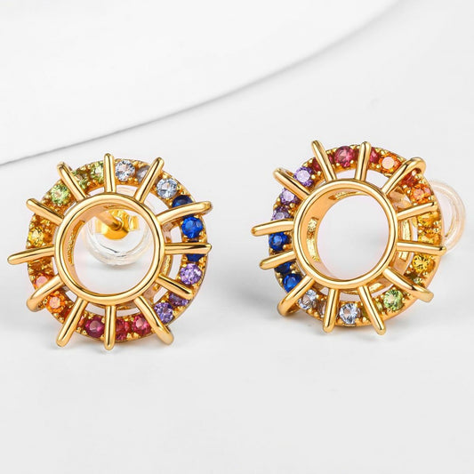 Ohrringe aus goldplattierter Legierung mit blauem Emporia®-Kristall
