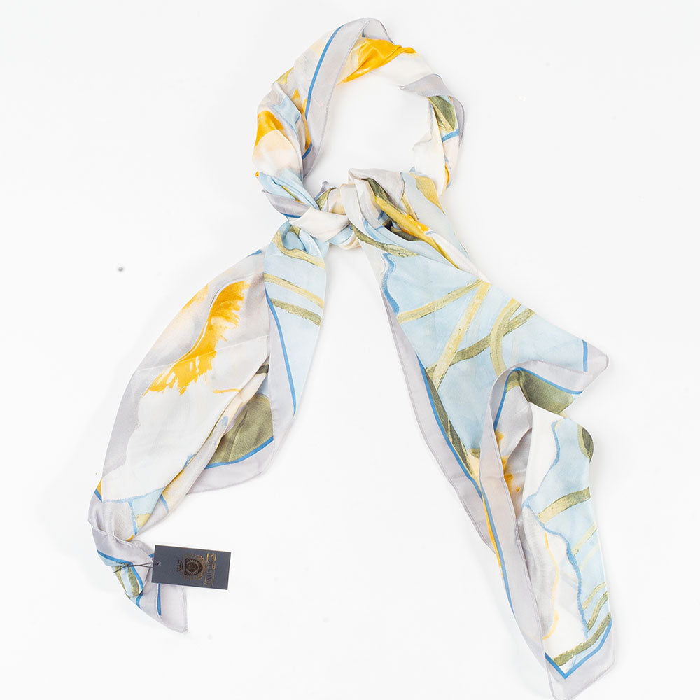 Schal "Strahlender Garten", 85 x 180 cm, Hellblau, 100% vegane Seide