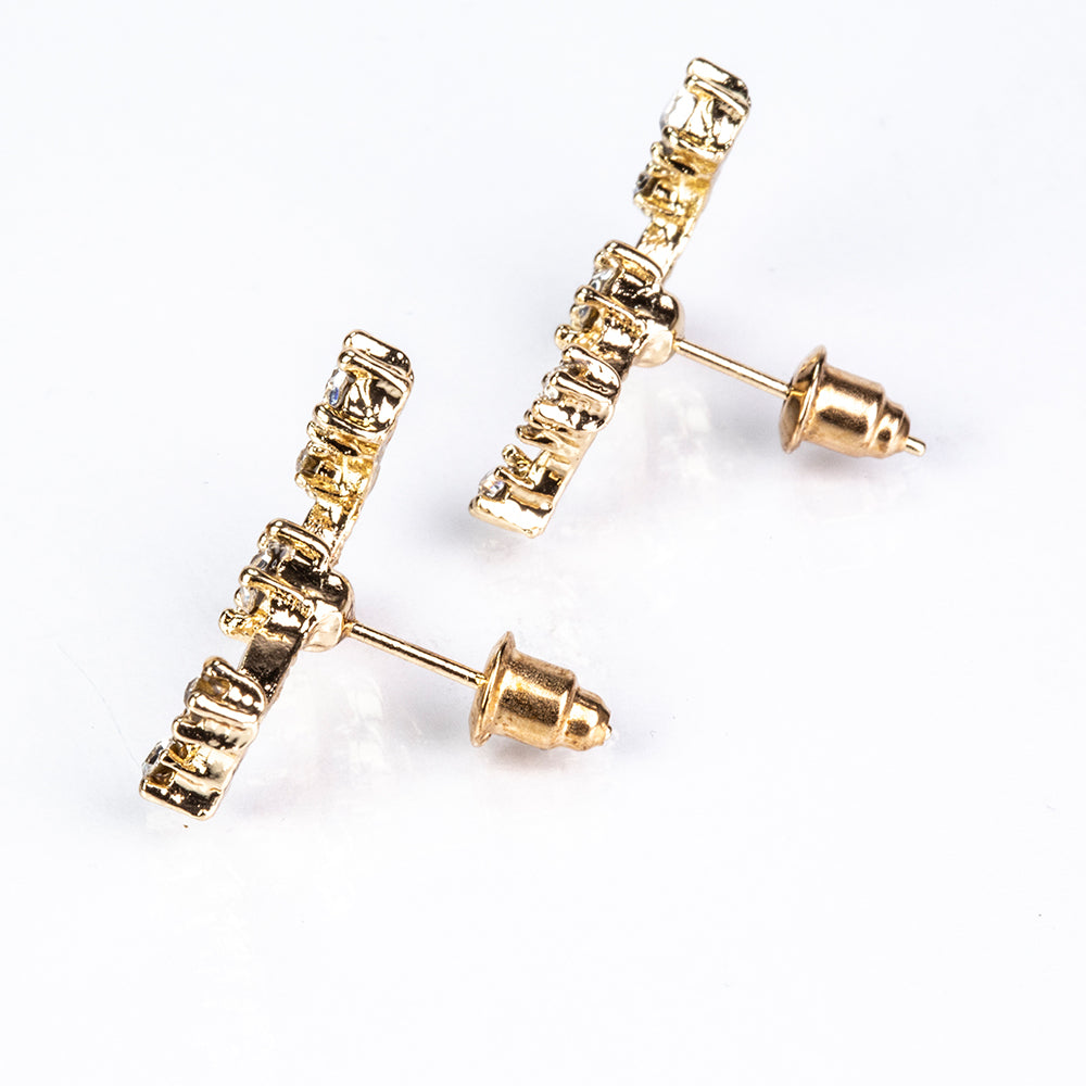 Ohrringe aus goldplattierter Legierung mit weißem Emporia® Kristall