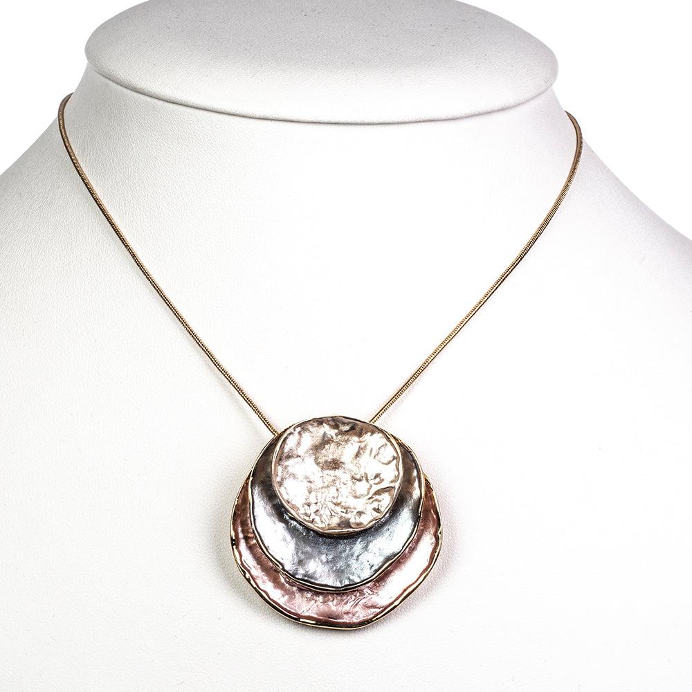 Schmuckgarnitur aus aus goldplattierter Legierung mit Emaille