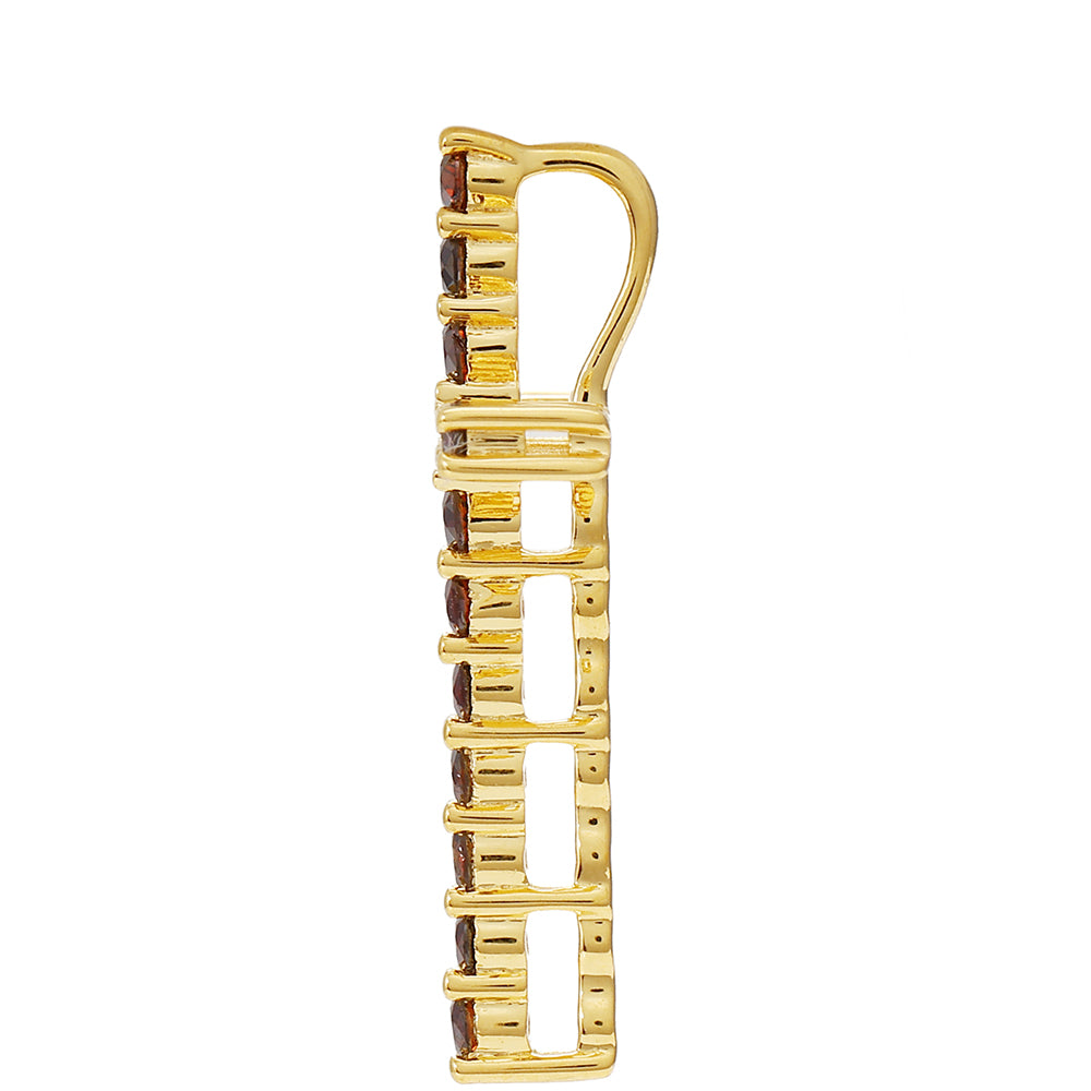 Goldplattierter Silberanhänger mit rotem Diamant