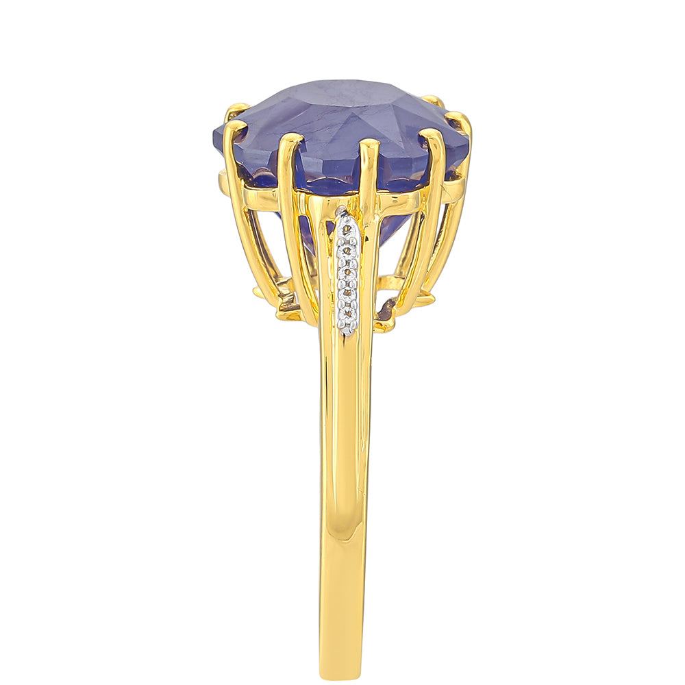 Goldplattierter Silberring mit Thai blauem Saphir und weißem Topas