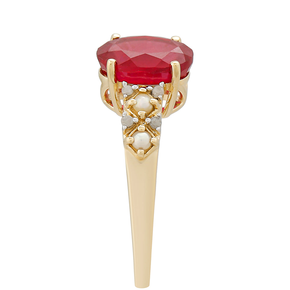 Goldring mit Thai Rubin und weißem Diamant