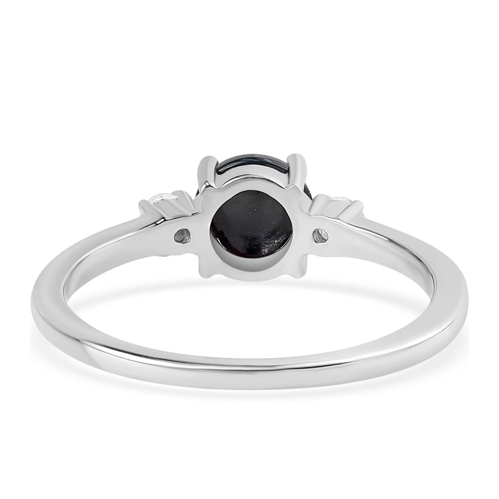 Silberring mit mitternachtsschwarzem äthiopischen Opal aus Lega Dembi und weißem Topas