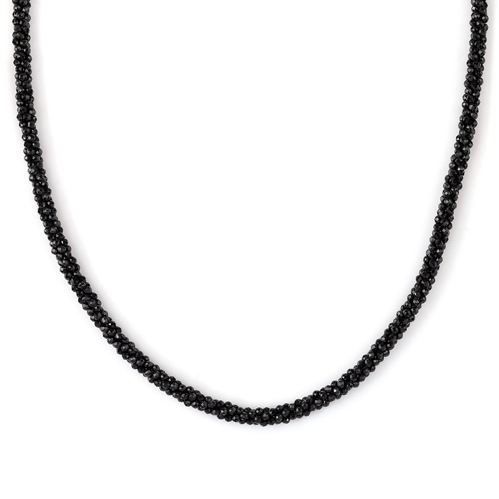 Goldplattierte Silberhalskette mit schwarzem Spinell