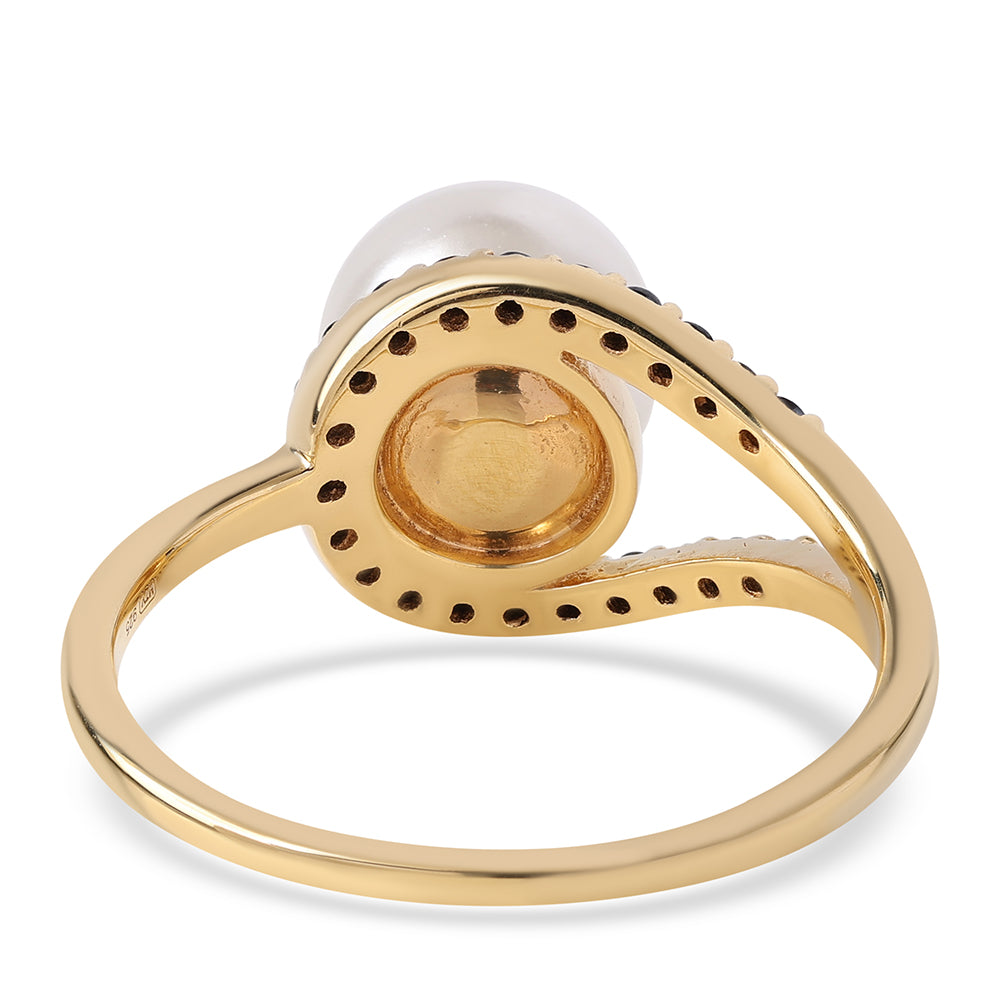 Goldplattierter Silberring mit schwarzem Spinell und weißer Süßwasserperle