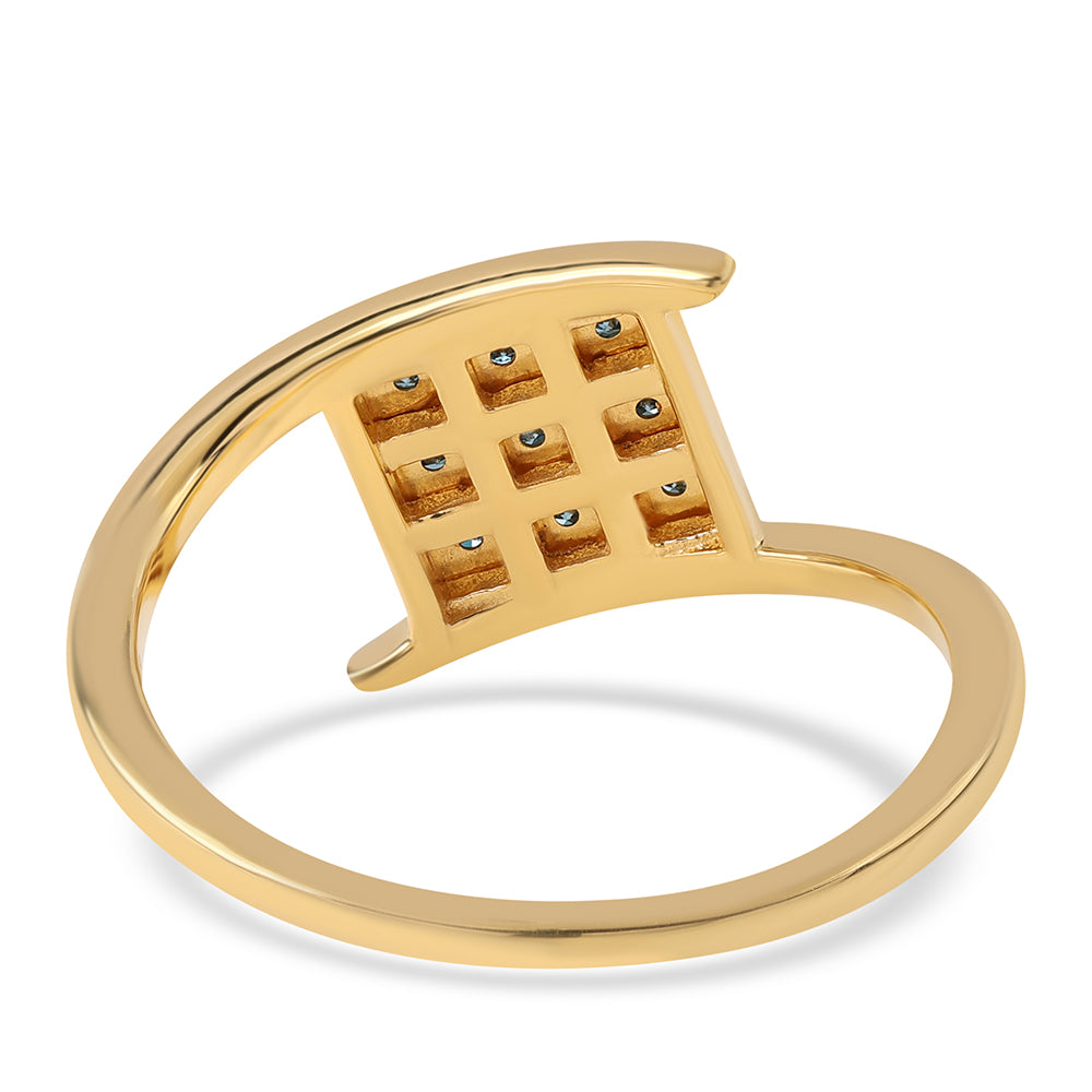 Goldplattierter Silberring mit blauem Diamant