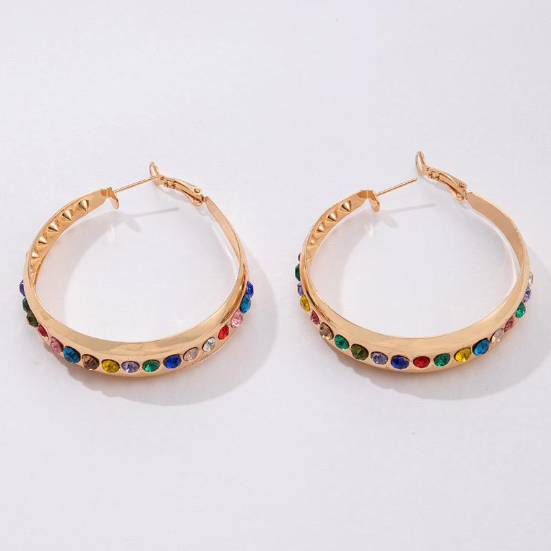 Ohrringe aus goldplattierter Legierung mit rotem Emporia®-Kristall und blauem Emporia®-Kristall