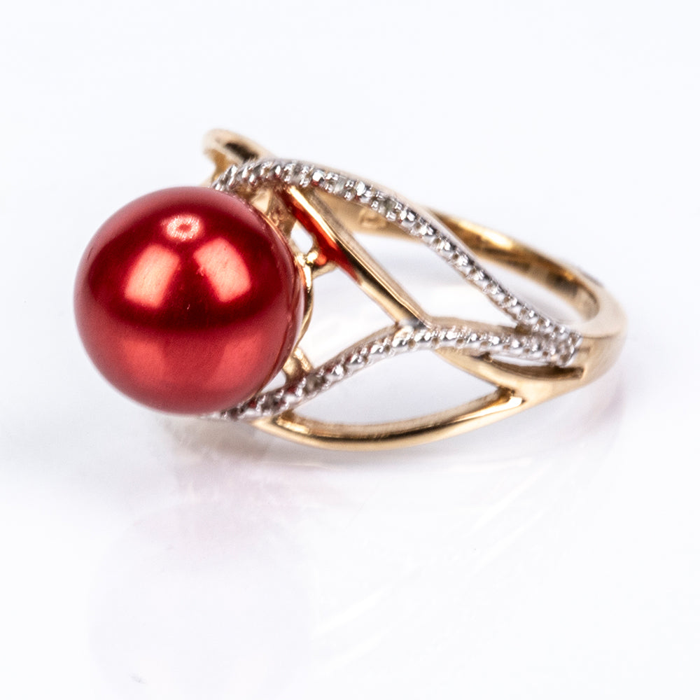 Goldplattierter Silberring mit roter Süßwasserperle und weißem Topas