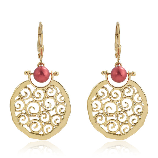 Goldplattierte Silberohrringe mit roter Süßwasserperle