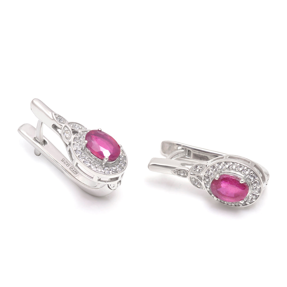 Silberohrringe mit Rubin aus Madagaskar und weißem Topas