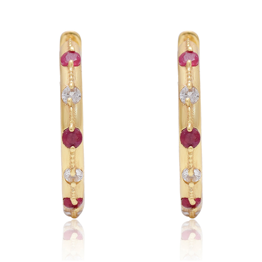 Goldplattierte Silberohrringe mit Rubin aus Madagaskar und weißem Topas