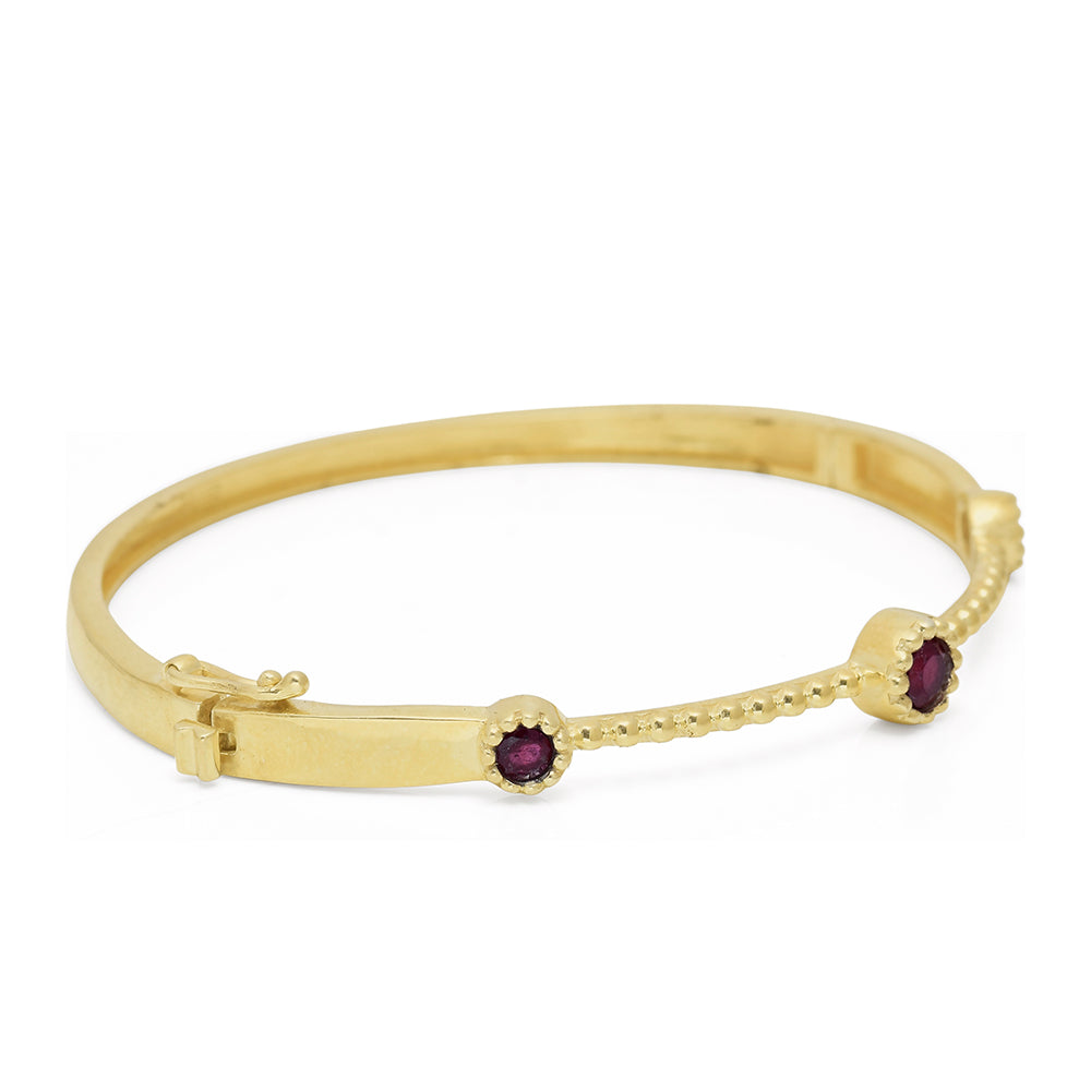 Goldplattierter Silberarmreif mit Rubin aus Madagaskar