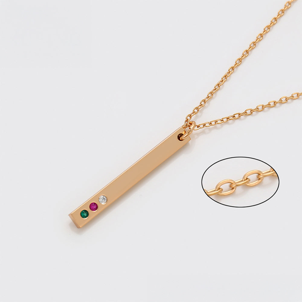 Halskette aus goldplattierter Legierung mit rotem Emporia®-Kristall und grünem Emporia® Kristall