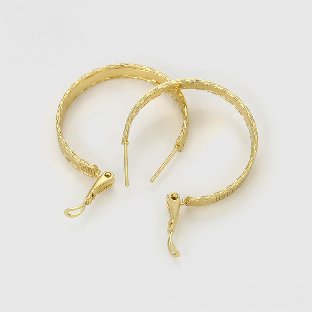 Ohrringe aus goldplattierter Legierung