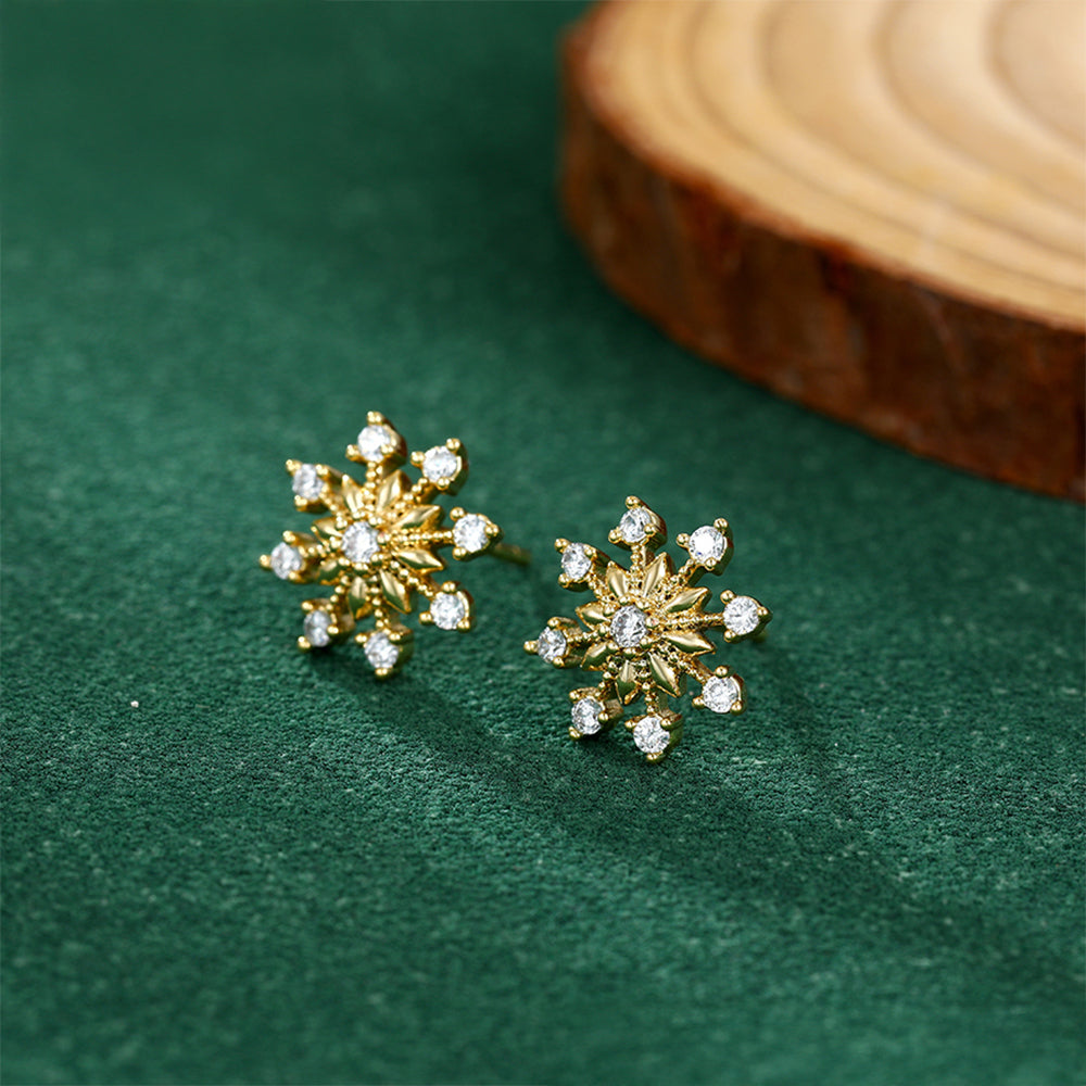 Ohrringe aus goldplattierter Legierung mit weißem Emporia® Kristall 4
