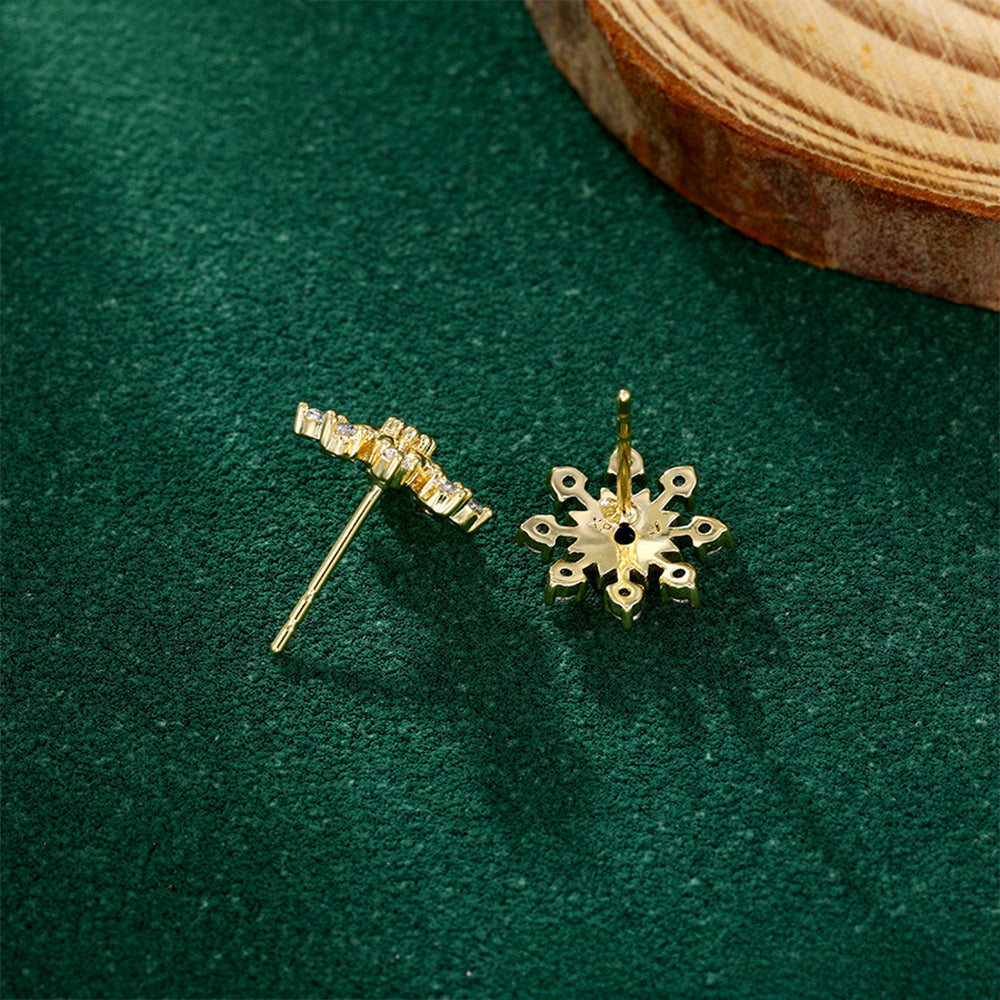 Ohrringe aus goldplattierter Legierung mit weißem Emporia® Kristall 7