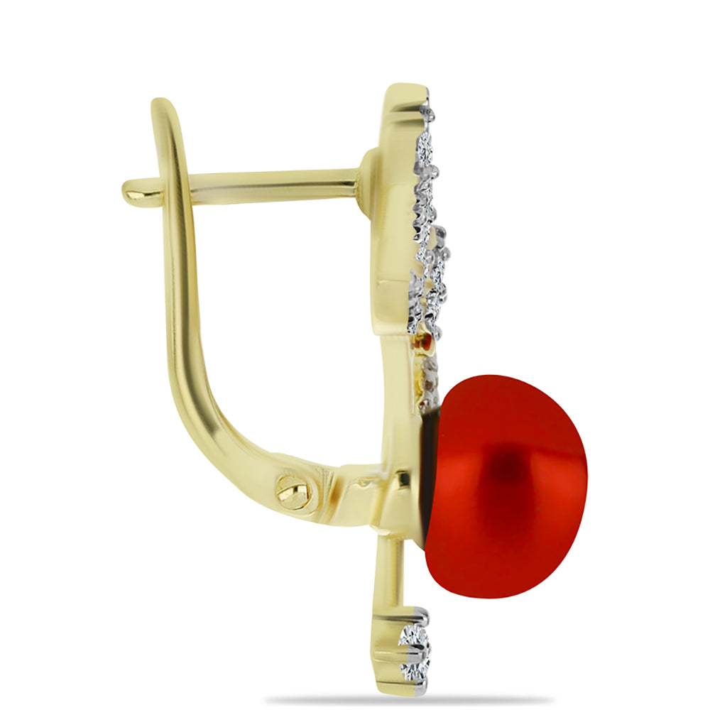 Goldplattierte Silberohrringe mit roter Süßwasserperle und weißem Topas