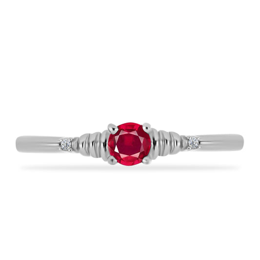 Silberring mit Rubin aus Madagaskar und weißem Diamant