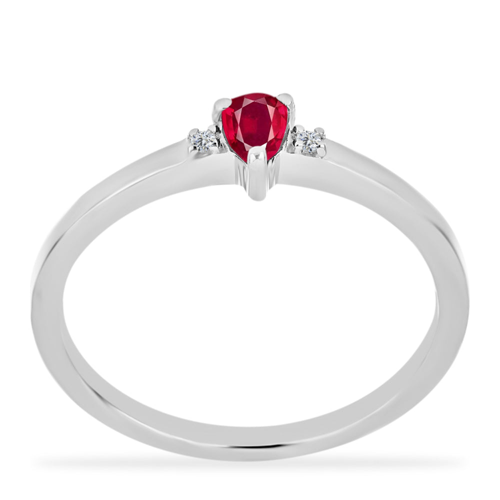 Silberring mit Rubin aus Madagaskar und weißem Diamant