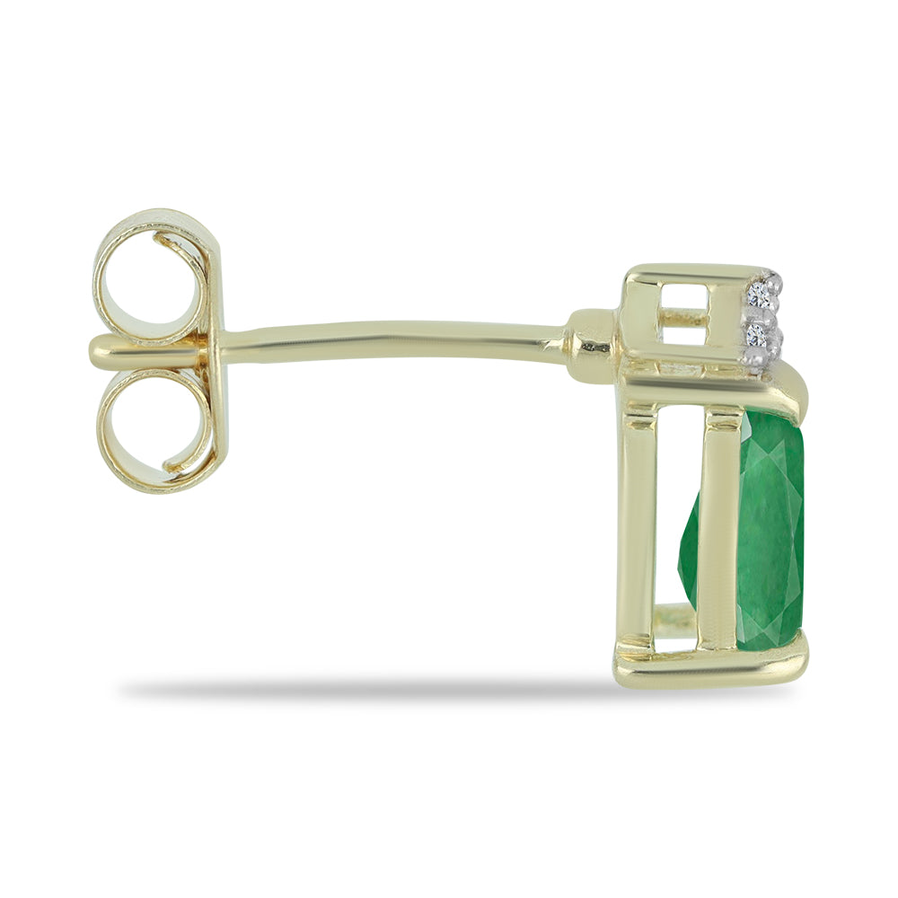 Goldplattierte Silberohrringe mit brasilianischem Smaragd und weißem Topas