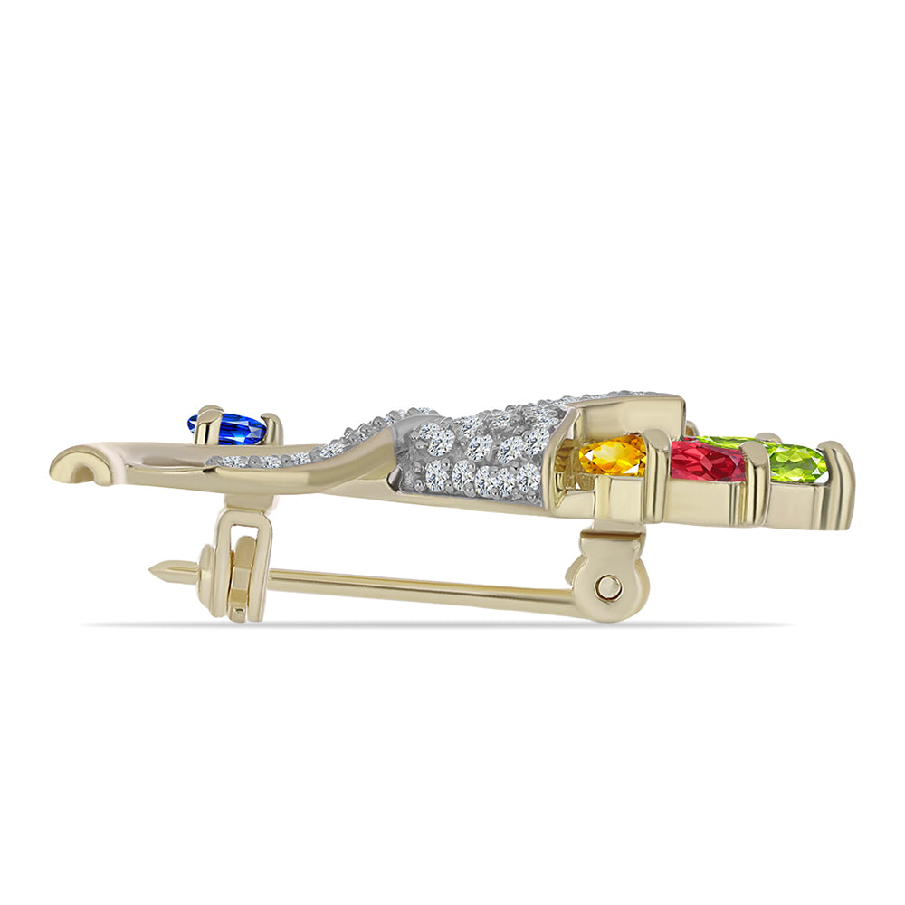 Goldplattierte Silberbrosche mit regenbogenfarbenem Rosebery Saphir und weißem Topas