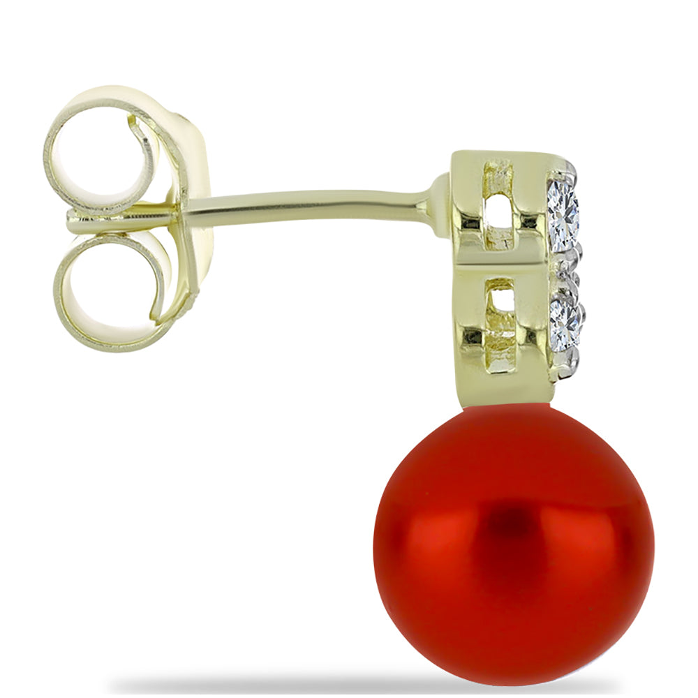 Goldplattierte Silberohrringe mit roter Süßwasserperle und weißem Topas