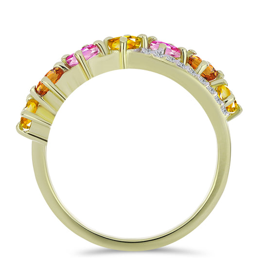 Goldplattierter Silberring mit regenbogenfarbenem Rosebery Saphir und weißem Topas