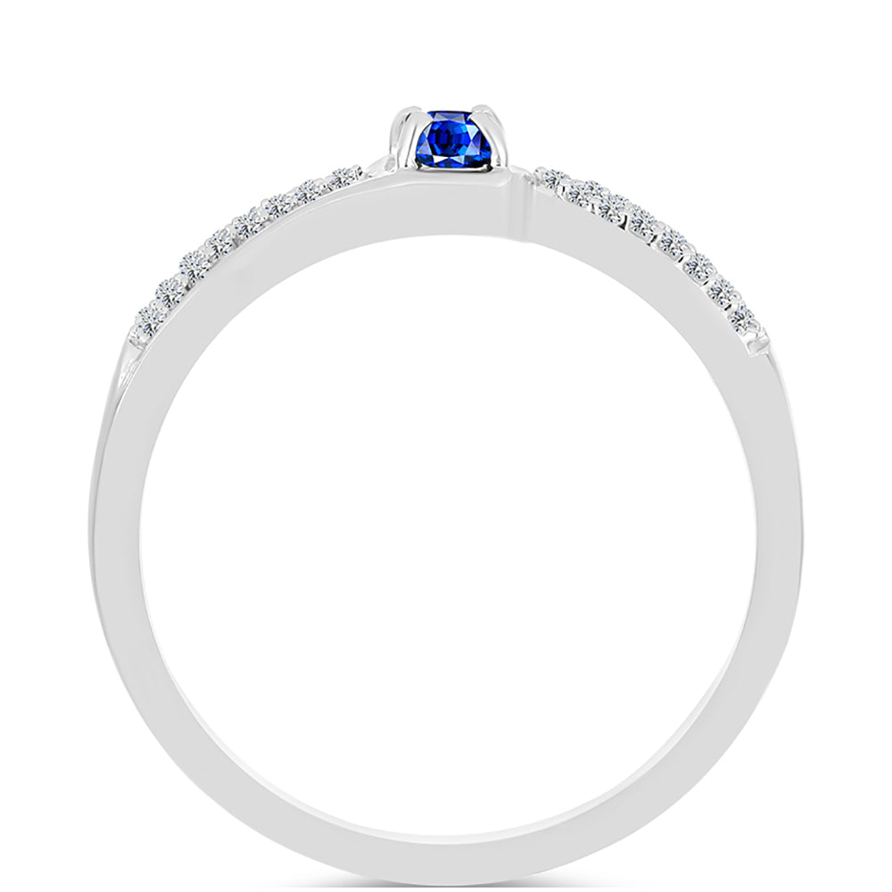 Silberring mit australischem blauem Saphir und weißem Topas