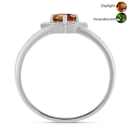 Silberring mit zertifiziertem laborgezüchteten Zultanit aus Anatolien und weißem Topas