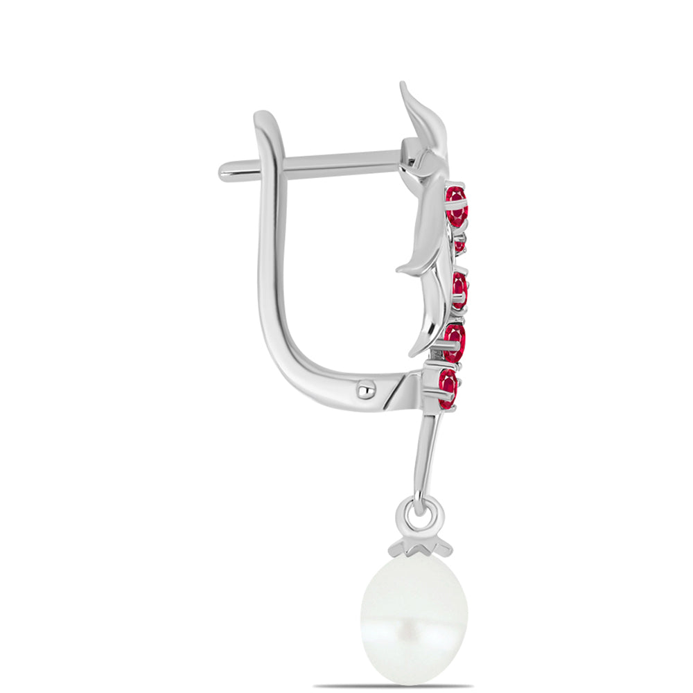Silberohrringe mit Rubin aus Madagaskar und weißer Süßwasserperle