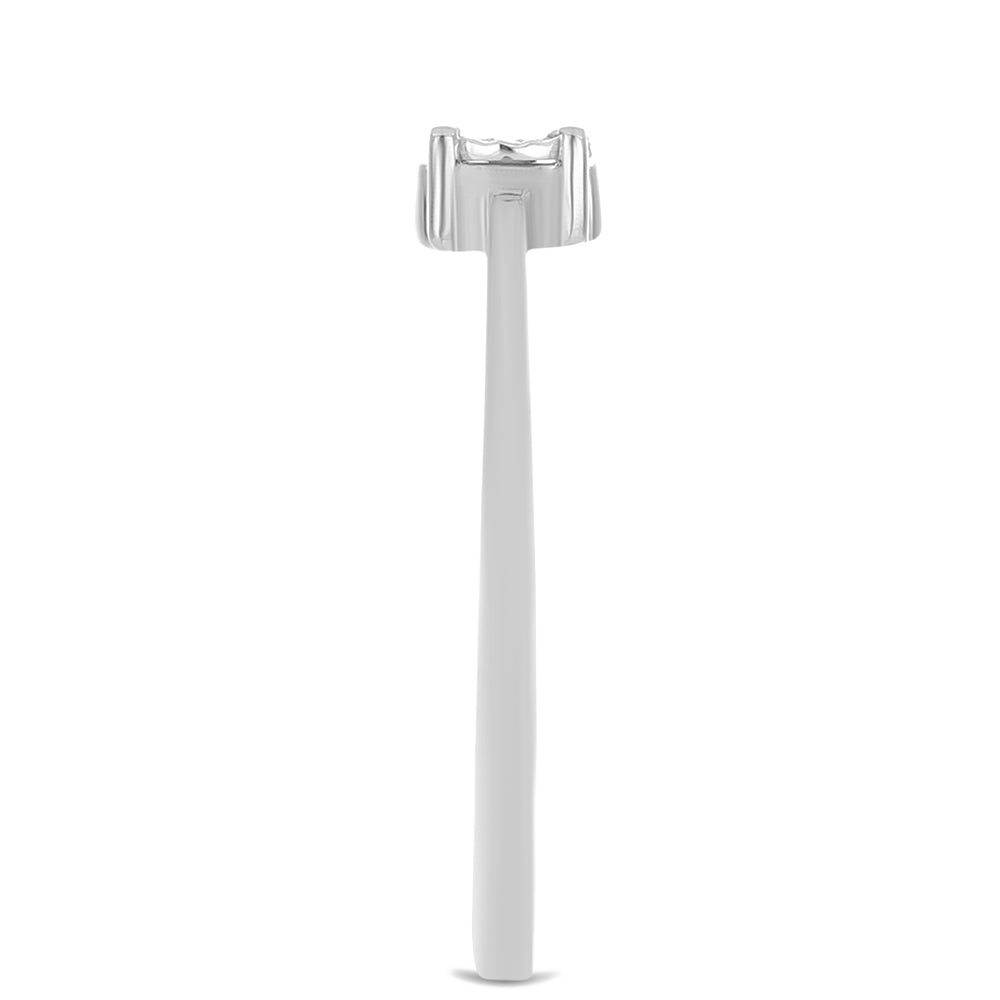 Silberring mit weißem Diamant