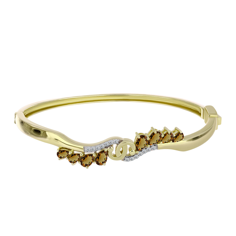 Goldplattierter Silberarmreif mit Cognac-Quarz und weißem Topas