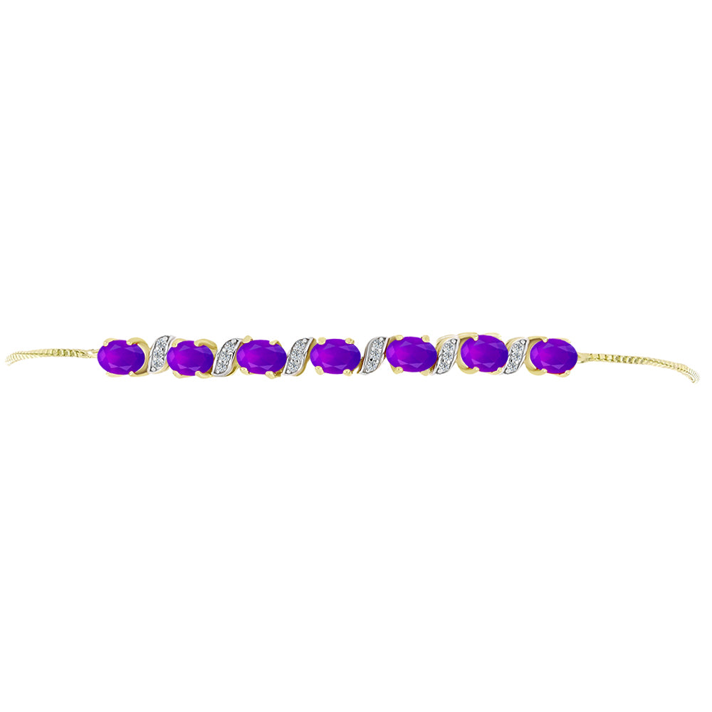 Goldplattiertes Silberarmband mit lila Achat und weißem Topas