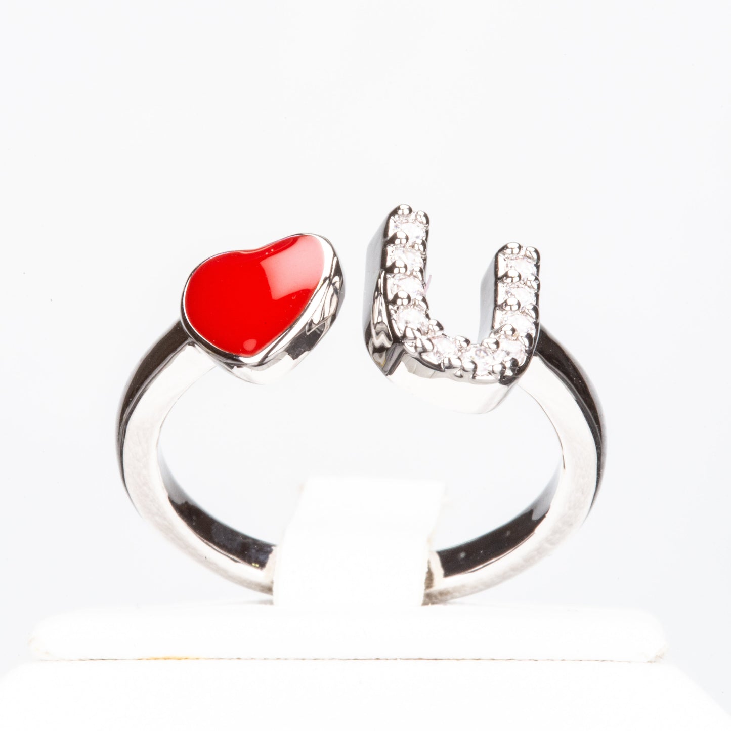 Ring aus goldplattierterr Legierung mit rotem Emporia®-Kristall