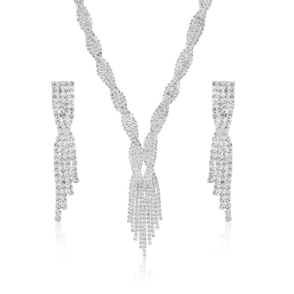 Schmuckgarnitur aus aus goldplattierter Legierung mit weißem Emporia® Kristall