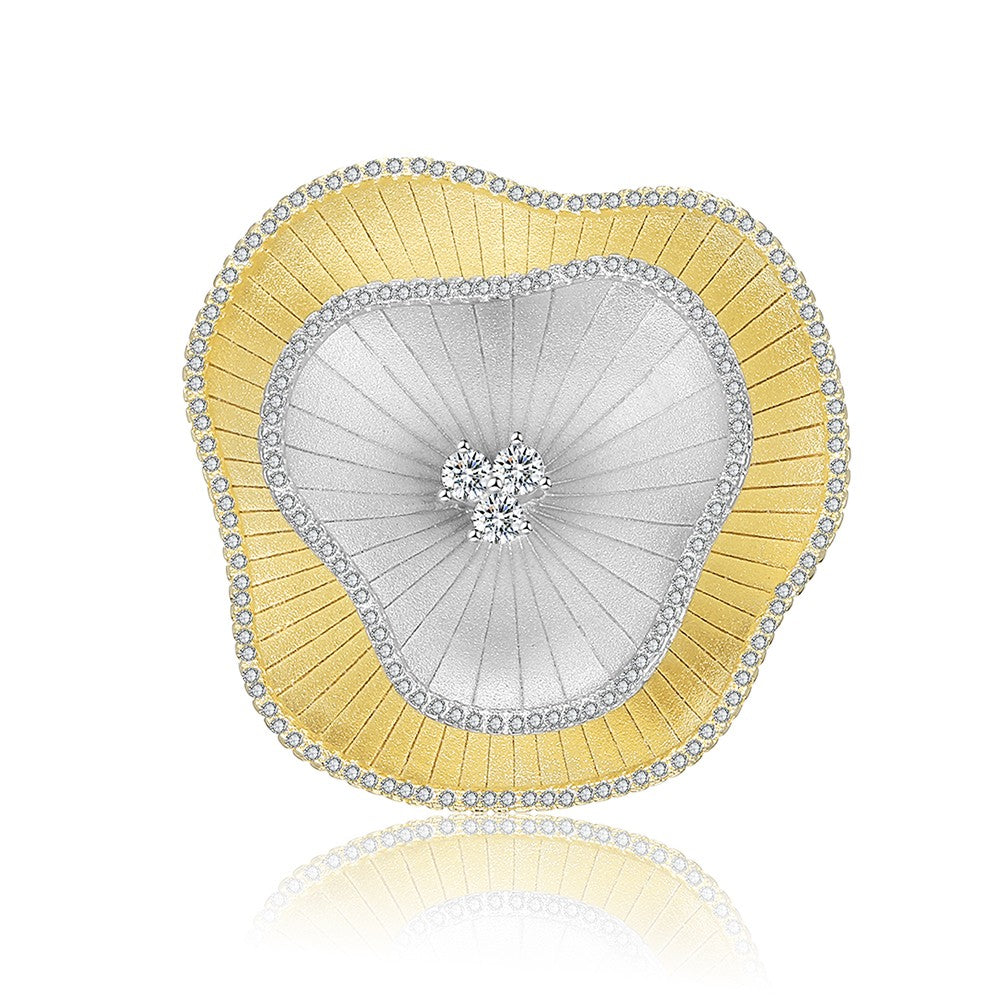 Brosche aus goldplattierter Legierung mit weißem Emporia® Kristall