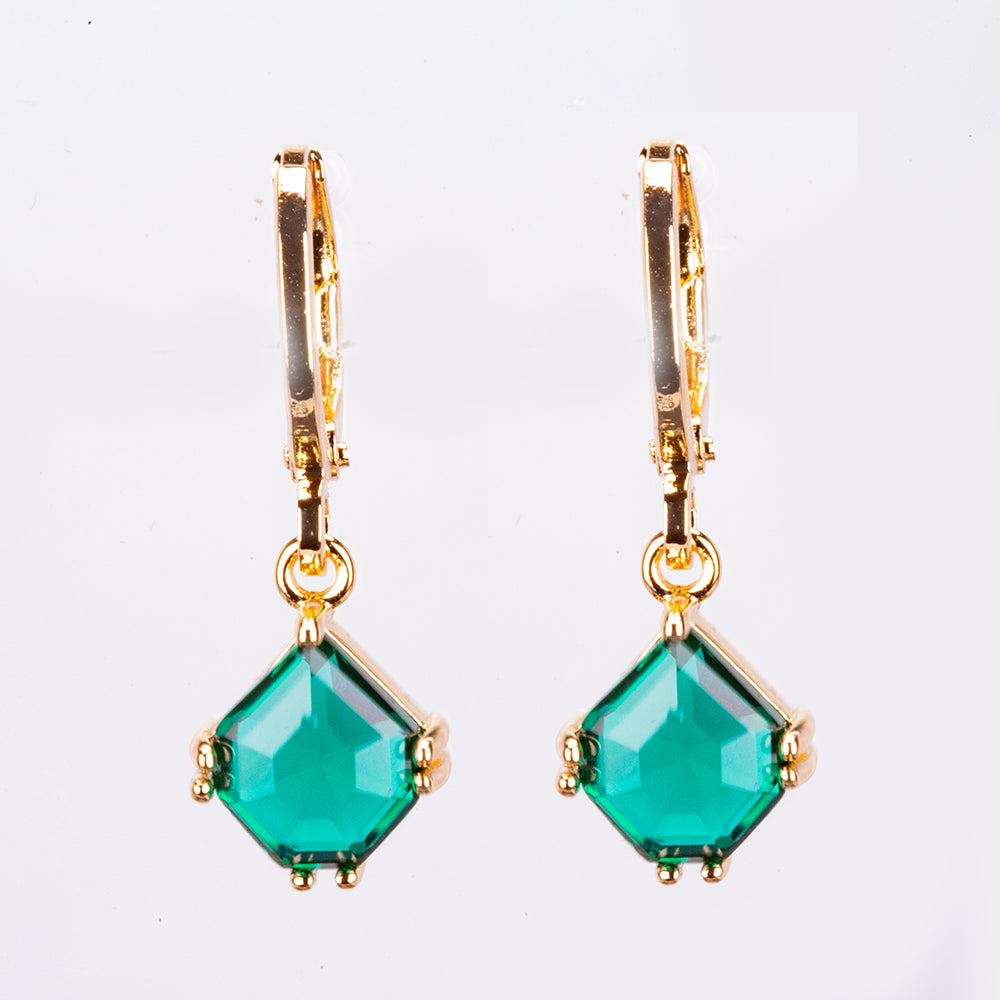 Schmuckgarnitur aus aus goldplattierter Legierung mit grünem Emporia® Kristall