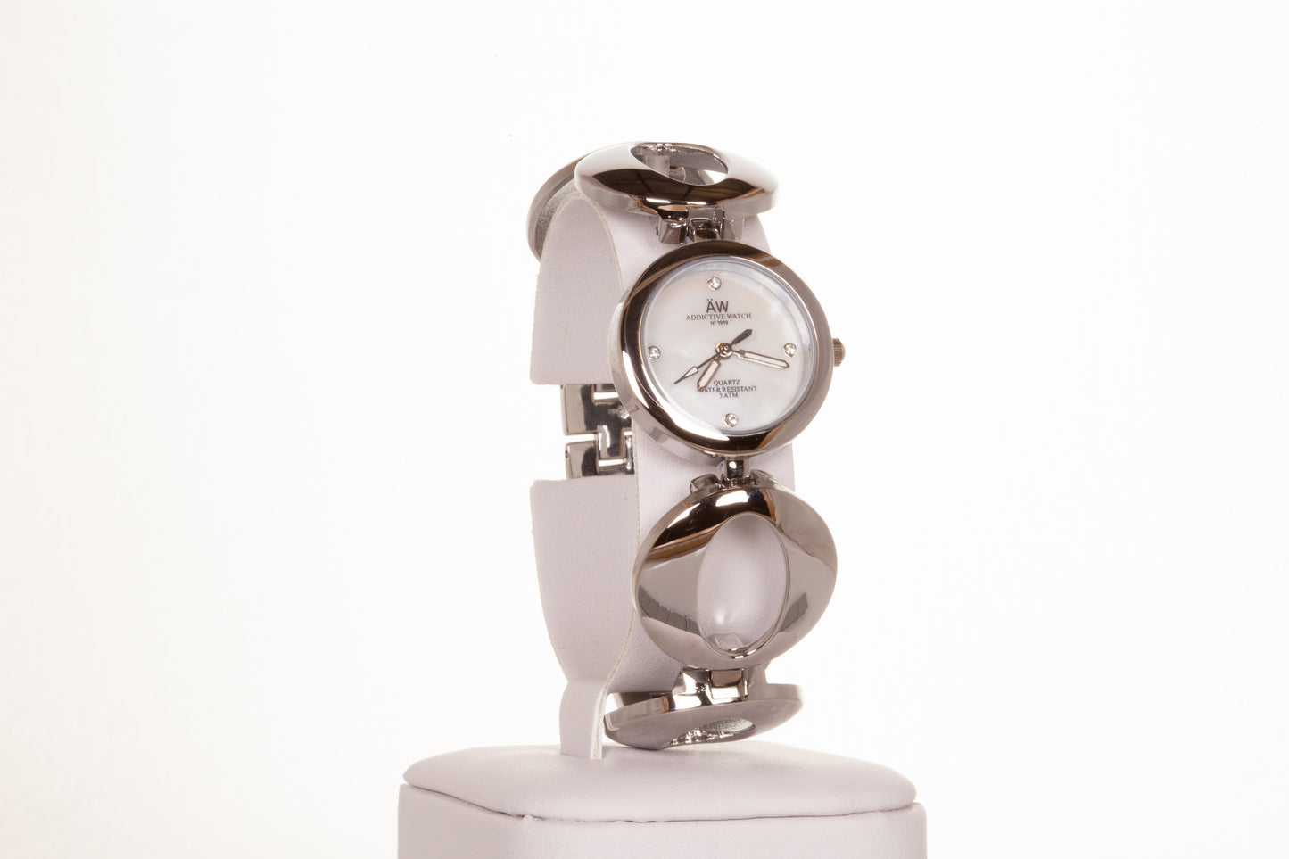 SILVER, woman alloy AW watch with endless symbol strap, and 4 quartz crystals with Gift box