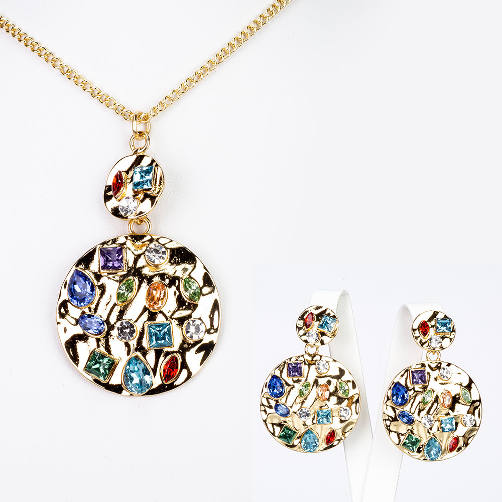 Schmuckgarnitur aus aus goldplattierter Legierung mit rotem Emporia®-Kristall und blauem Emporia®-Kristall