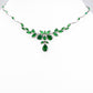 Schmuckgarnitur aus aus goldplattierter Legierung mit grünem Emporia® Kristall