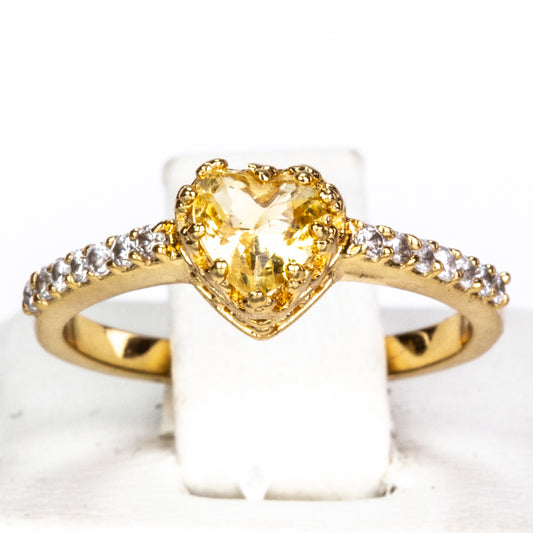 Ring aus goldplattierterr Legierung mit gelbem Emporia®-Kristall