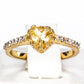 Ring aus goldplattierterr Legierung mit gelbem Emporia®-Kristall