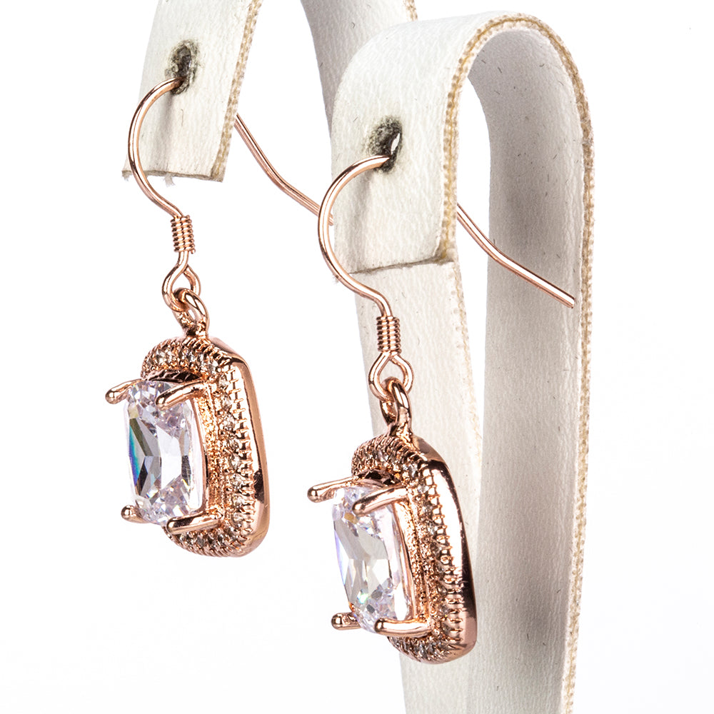 Schmuckgarnitur aus aus goldplattierter Legierung mit weißem Emporia® Kristall