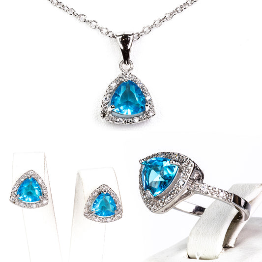 Schmuckgarnitur aus aus goldplattierter Legierung mit blauem Emporia®-Kristall