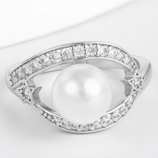 Ring aus goldplattierterr Legierung mit weißem Emporia® Kristall