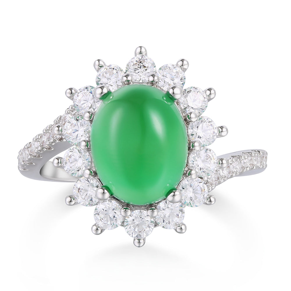 Ring aus goldplattierterr Legierung mit grünem Emporia® Kristall und weißem Emporia® Kristall 1 