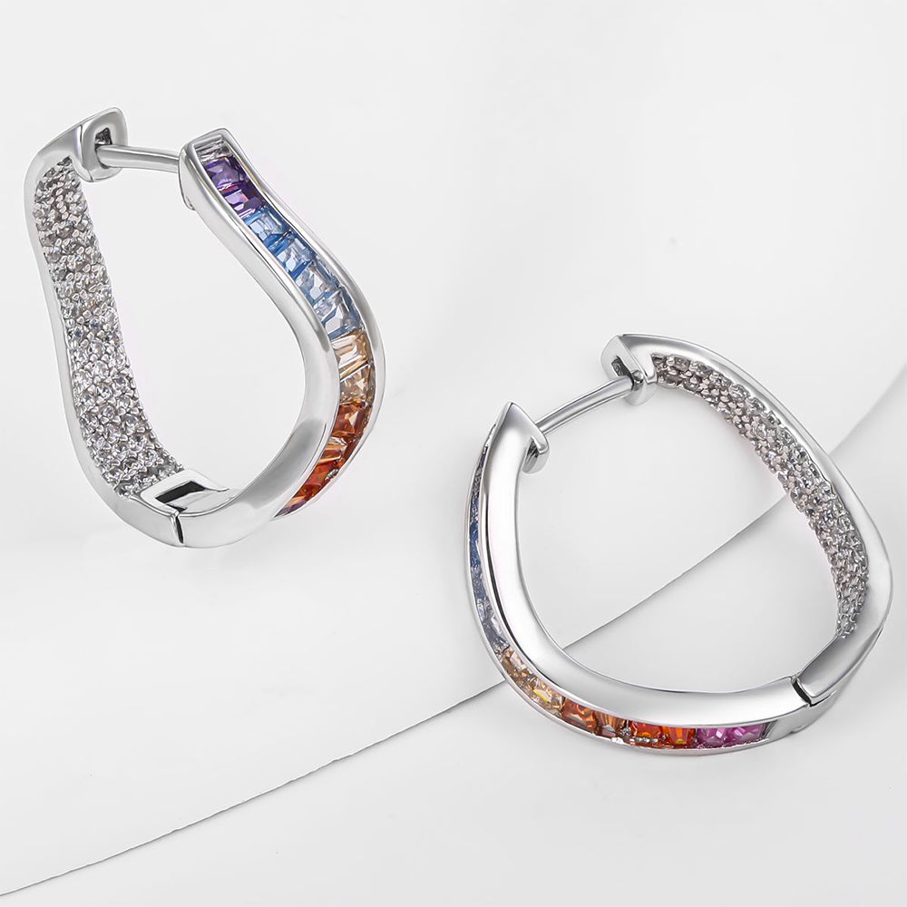 Ohrringe aus goldplattierter Legierung mit blauem Emporia®-Kristall und rotem Emporia®-Kristall 1 