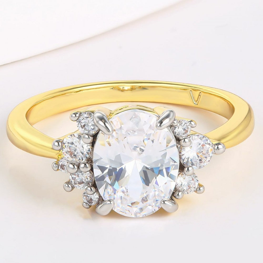Ring aus goldplattierterr Legierung mit weißem Emporia® Kristall 1 